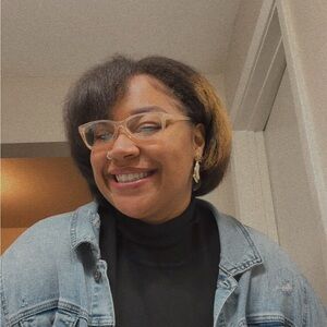 Meet your Posher, Tiara